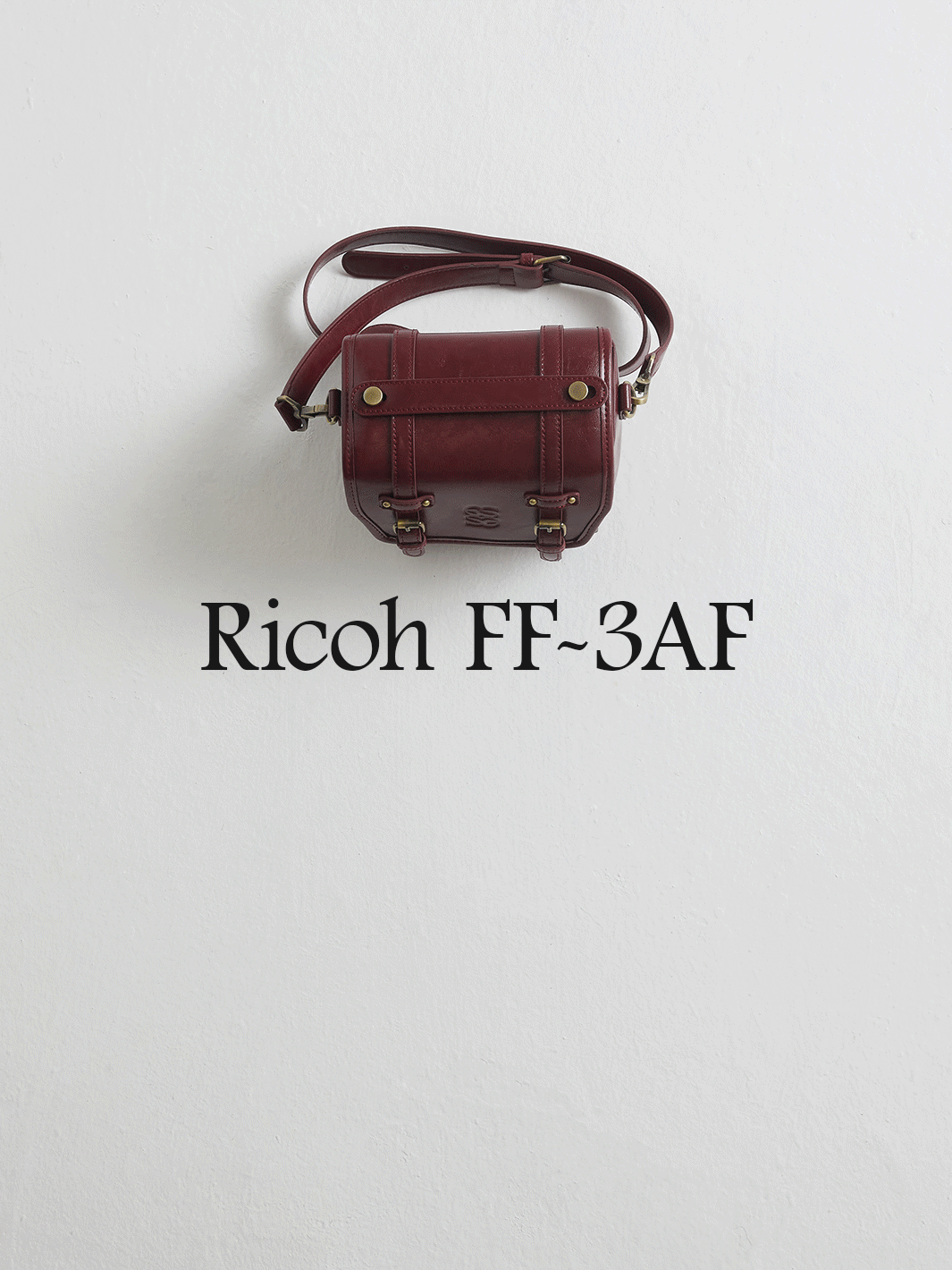 Clara Vintage Shoulder Camera Bag